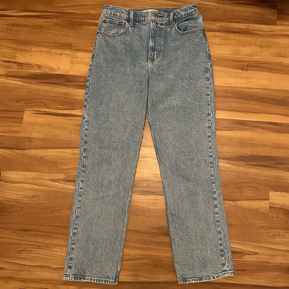 Abercrombie & Fitch Light Wash Blue High-Rise Straight Jeans